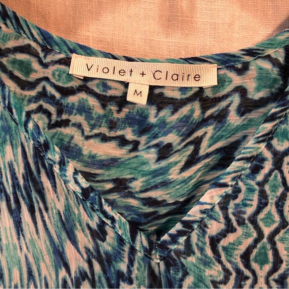 Violet + Claire v neck tank top semi sheer aqua and navy kaleidoscope pattern M - Picture 2 of 8